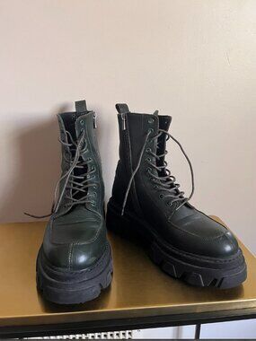 Sister x Soeur Preslee Boots, size 38 (US 7.5)
